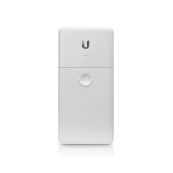 Ubiquiti NanoSwitch N-SW, Outdoor 4-Port PoE Passthrough Switch